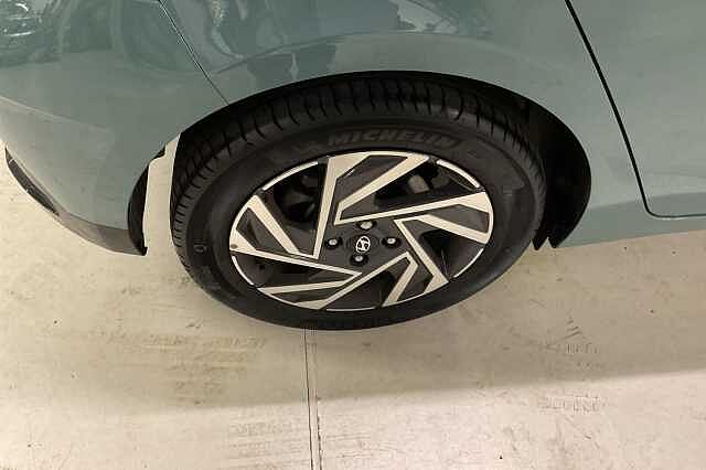 Hyundai i20 1.0T GDi Advance 5dr