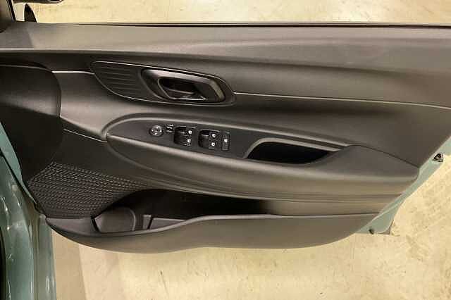 Hyundai i20 1.0T GDi Advance 5dr