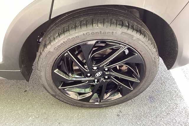 Hyundai TUCSON 1.6 T-GDi N Line (2WD) 5 Door White