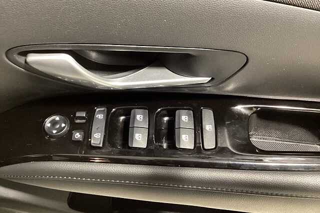 Hyundai TUCSON 1.6 TGDi Plug-in Hybrid Premium 5dr 4WD Auto