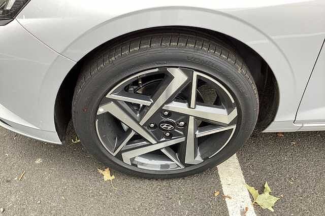 Hyundai i20 1.0T GDi Premium 5dr DCT Hatchback