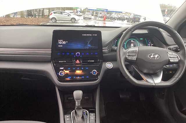 Hyundai IONIQ 1.6 GDi Plug-in Hybrid Premium 5dr DCT