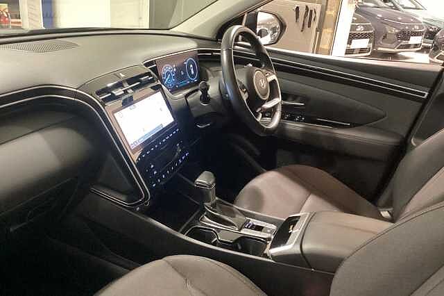 Hyundai TUCSON 1.6 TGDi 48V MHD SE Connect 5dr 2WD DCT