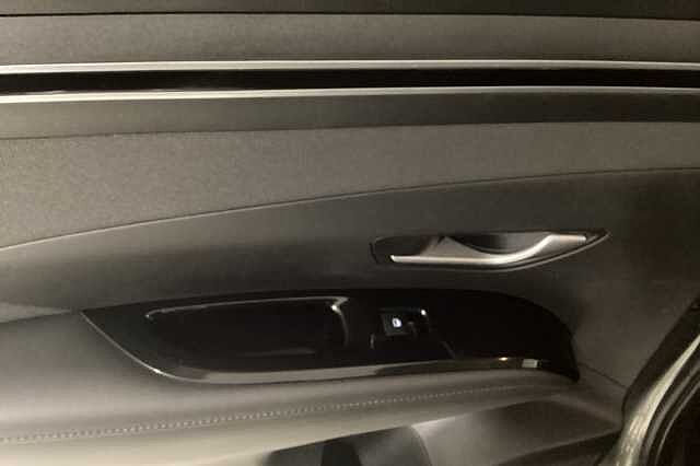 Hyundai TUCSON 1.6 TGDi 48V MHD SE Connect 5dr 2WD DCT
