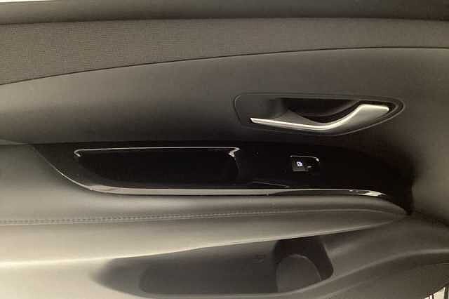 Hyundai TUCSON 1.6 TGDi 48V MHD SE Connect 5dr 2WD DCT
