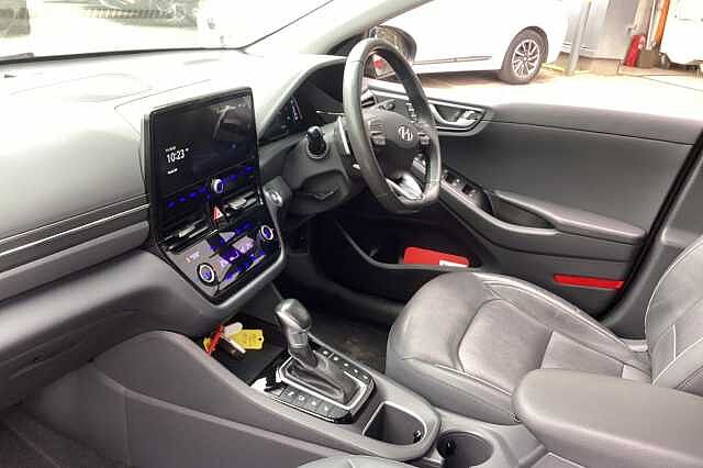 Hyundai IONIQ 1.6 GDi Hybrid Premium SE 5dr DCT