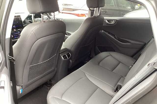 Hyundai IONIQ 1.6 GDi Hybrid Premium SE 5dr DCT