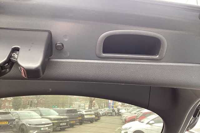 Hyundai IONIQ 1.6 GDi Hybrid Premium SE 5dr DCT