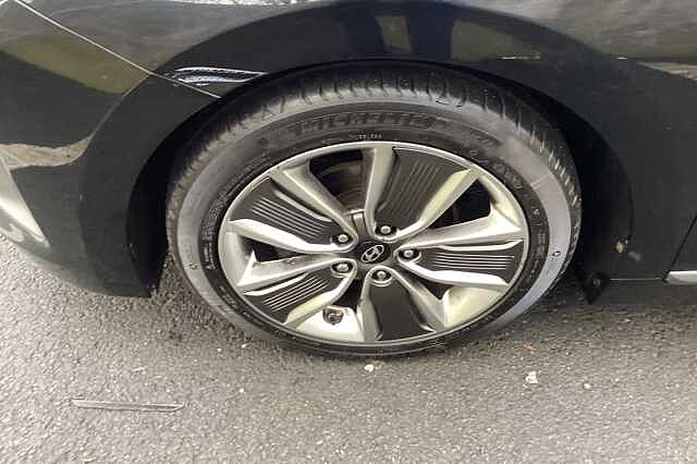 Hyundai IONIQ 1.6 GDi Hybrid Premium SE 5dr DCT