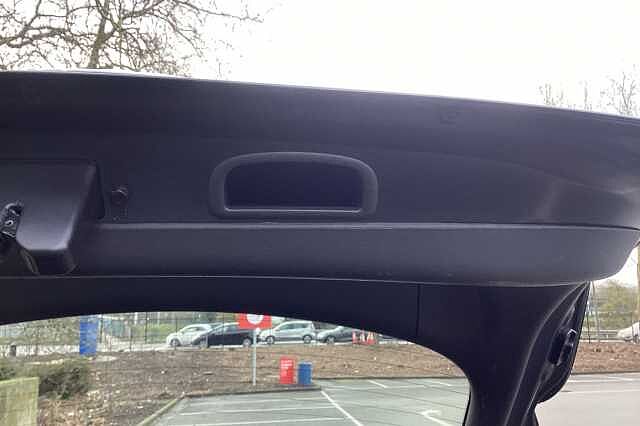 Hyundai IONIQ 1.6 GDi Hybrid Premium SE 5dr DCT