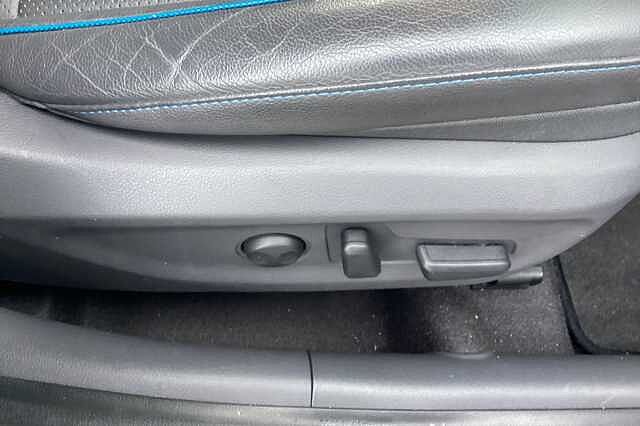 Hyundai IONIQ 1.6 GDi Hybrid Premium SE 5dr DCT