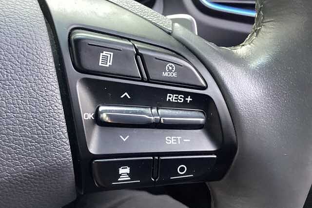 Hyundai IONIQ 1.6 GDi Hybrid Premium SE 5dr DCT