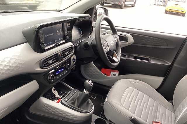 Hyundai i10 1.0 MPi Premium 5dr