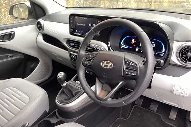 Hyundai i10 1.0 MPi Premium 5dr