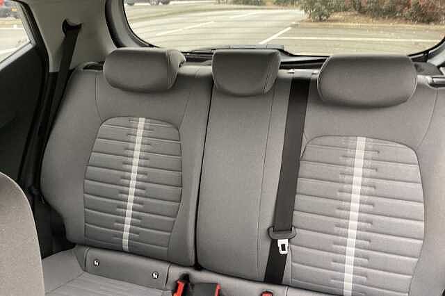 Hyundai i10 1.0 MPi Premium 5dr