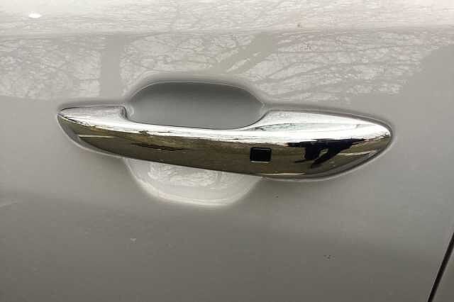 Hyundai i10 1.0 MPi Premium 5dr