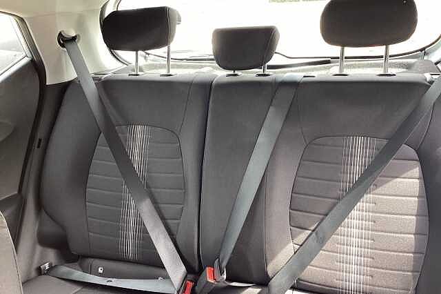 Hyundai i10 1.2 MPi SE Connect 5dr