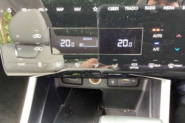Hyundai TUCSON 1.6 TGDi 48V MHD Ultimate 5dr 2WD DCT Silver