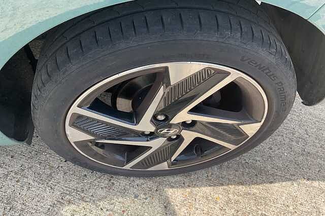 Hyundai i10 1.2 MPi Premium 5dr Auto