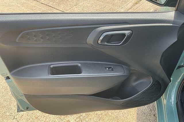 Hyundai i10 1.2 MPi Premium 5dr Auto