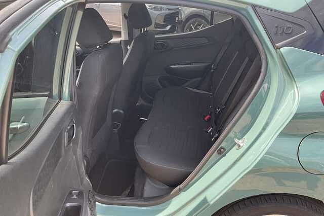 Hyundai i10 1.2 MPi Premium 5dr Auto