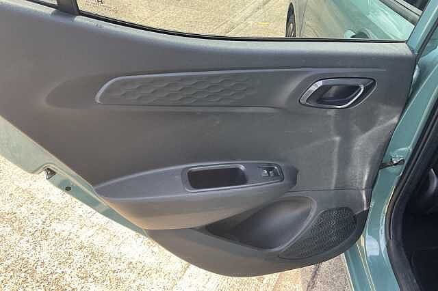 Hyundai i10 1.2 MPi Premium 5dr Auto