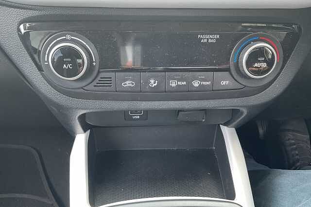 Hyundai i10 1.2 MPi Premium 5dr Auto