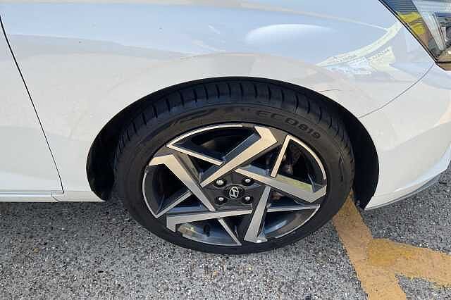 Hyundai i20 1.0T GDi Premium 5dr