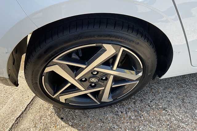 Hyundai i20 1.0T GDi Premium 5dr