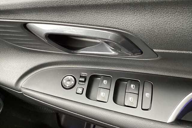 Hyundai i20 1.0T GDi Premium 5dr DCT Hatchback
