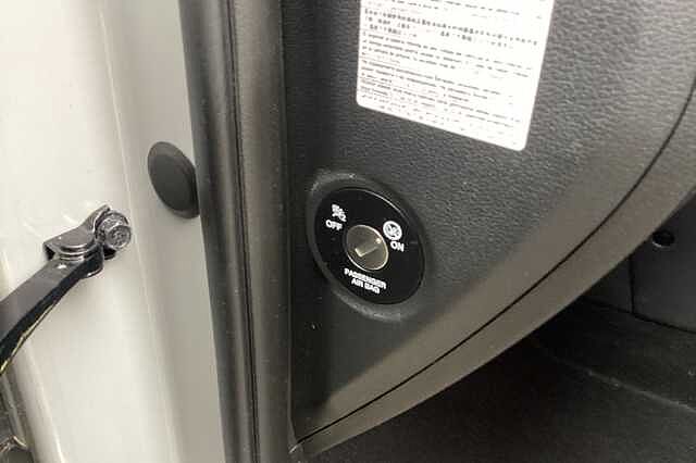 Hyundai KONA 150kW Premium 64kWh 5dr Auto