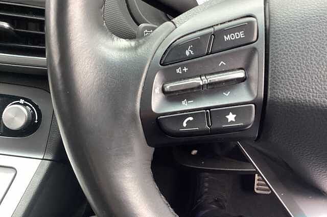 Hyundai KONA 150kW Premium 64kWh 5dr Auto