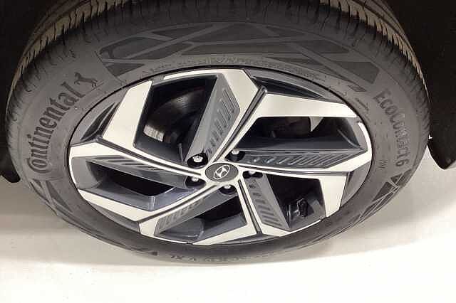 Hyundai TUCSON 1.6 TGDi Plug-in Hybrid Premium 5dr 4WD Auto