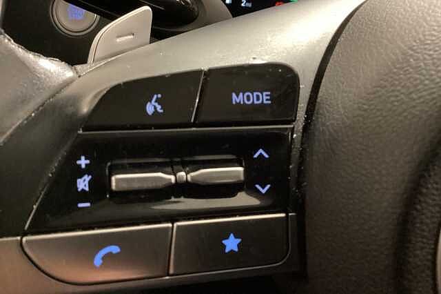 Hyundai TUCSON 1.6 TGDi Plug-in Hybrid Premium 5dr 4WD Auto