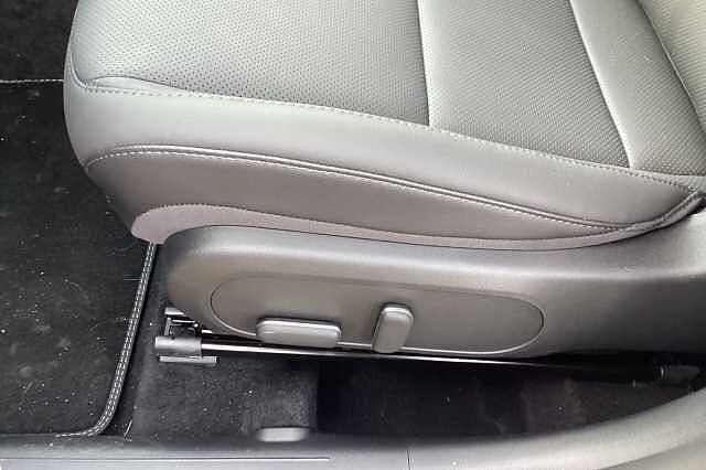 Hyundai KONA 1.6T 138 Ultimate 5dr