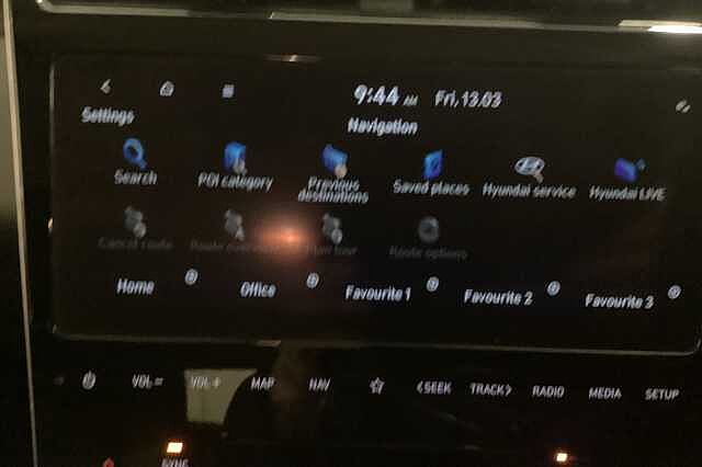 Hyundai TUCSON 1.6 TGDi Plug-in Hybrid Premium 5dr 4WD Auto