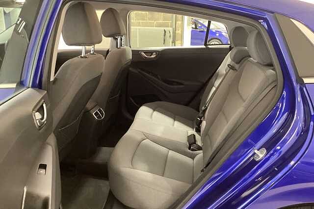 Hyundai IONIQ 100kW Premium 38kWh 5dr Auto