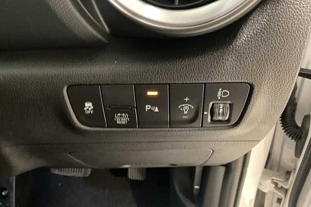 Hyundai KONA 1.6 GDi Hybrid Premium 5dr DCT