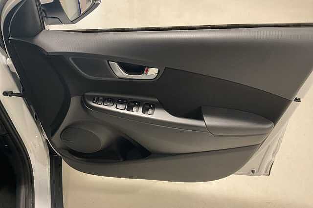 Hyundai KONA 1.6 GDi Hybrid Premium 5dr DCT