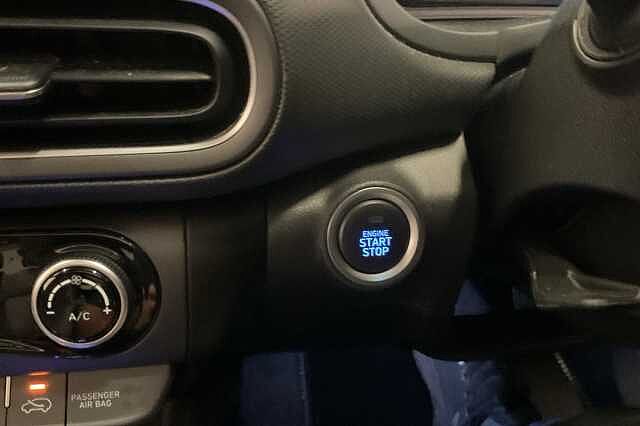 Hyundai KONA 1.6 GDi Hybrid Ultimate 5dr DCT