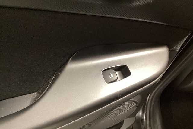 Hyundai KONA 1.6 GDi Hybrid Premium 5dr DCT