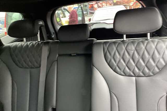 Hyundai SANTA FE 1.6 T-GDi PHEV 4WD Aut. 2023MY Ultimate Black