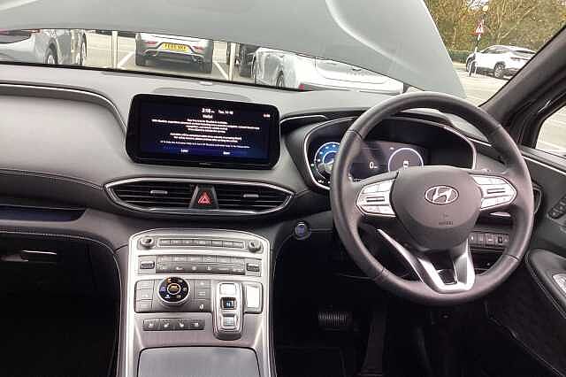 Hyundai SANTA FE 1.6 T-GDi PHEV 4WD Aut. 2023MY Ultimate Black