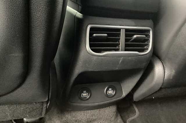 Hyundai SANTA FE 1.6 T-GDi PHEV 4WD Aut. 2023MY Ultimate Black
