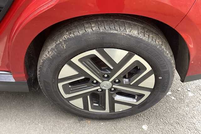 Hyundai KONA 150kW Premium 64kWh 5dr Auto